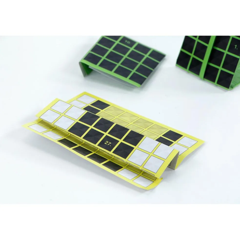 999 Games Manifold breinbreker