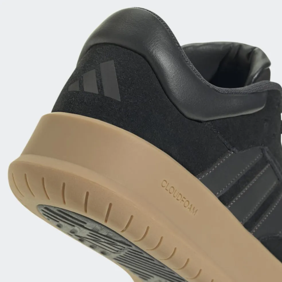 Adidas Court 24 schoenen heren core black carbon grey six