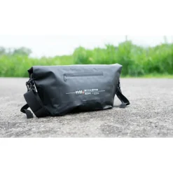 Dare to be Different Outdoor Ezi Carryall draagtas black