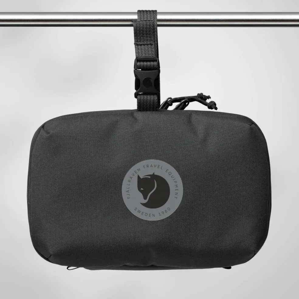 Fjällräven Färden Necessity toilettas coal black