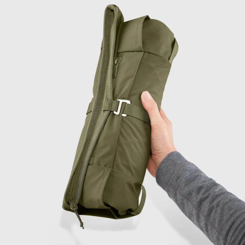 Fjällräven High Coast Foldsack 15 inch laptop rugzak 24 liter green