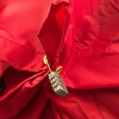 Lowland Outdoor Flightbag 85 bagagezak red