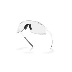 Oakley Cybr Dyno zonnebril clear to black iridium  photochromic matte white