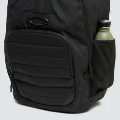 Oakley Enduro 4.0 15 inch laptop rugzak 25 liter blackout