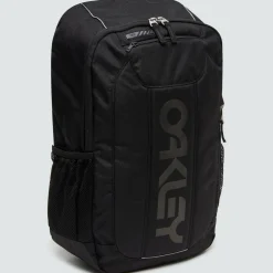Oakley Enduro 3.0 15 inch laptop rugzak 20 liter blackout