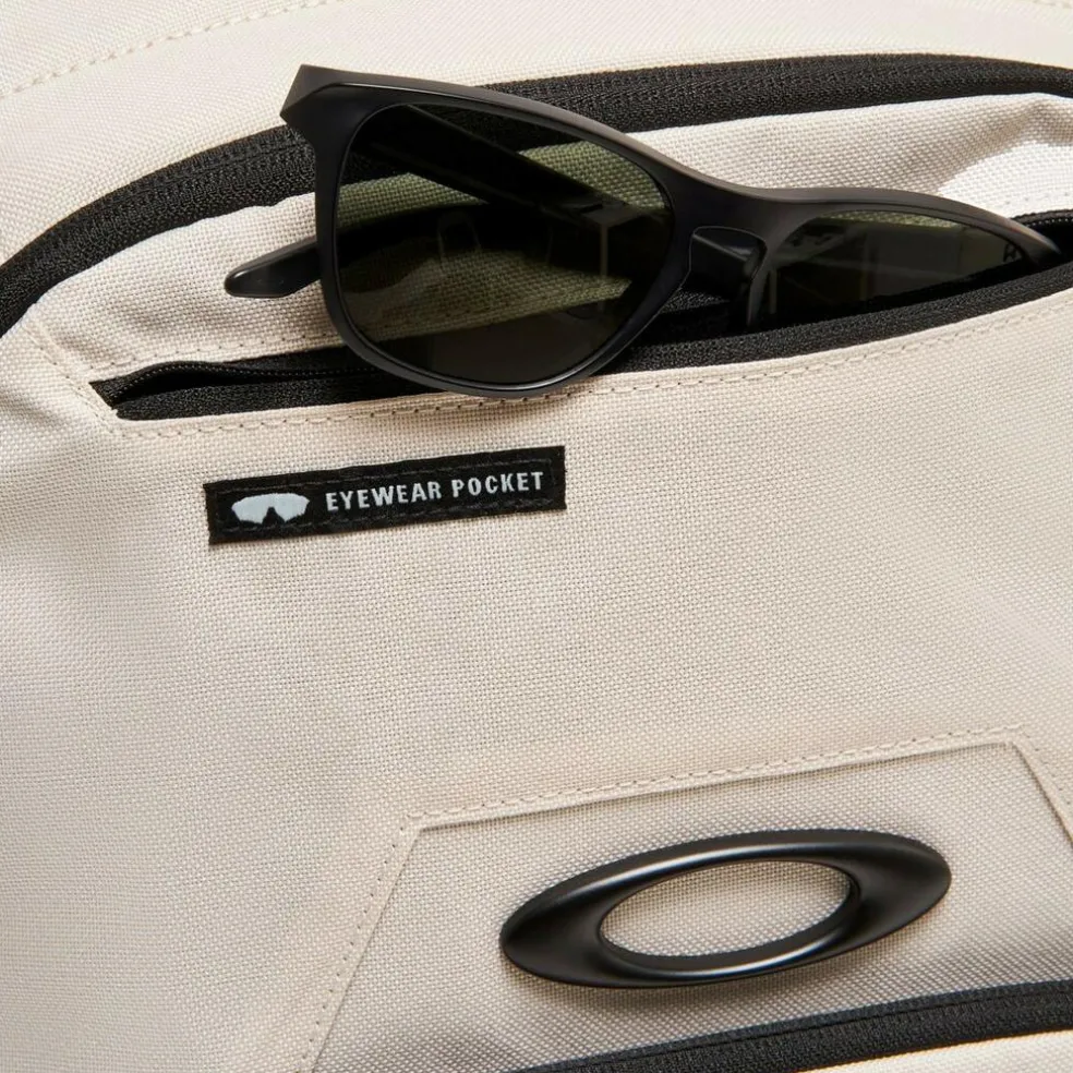 Oakley Enduro 4.0 15 inch laptop rugzak 25 liter mist