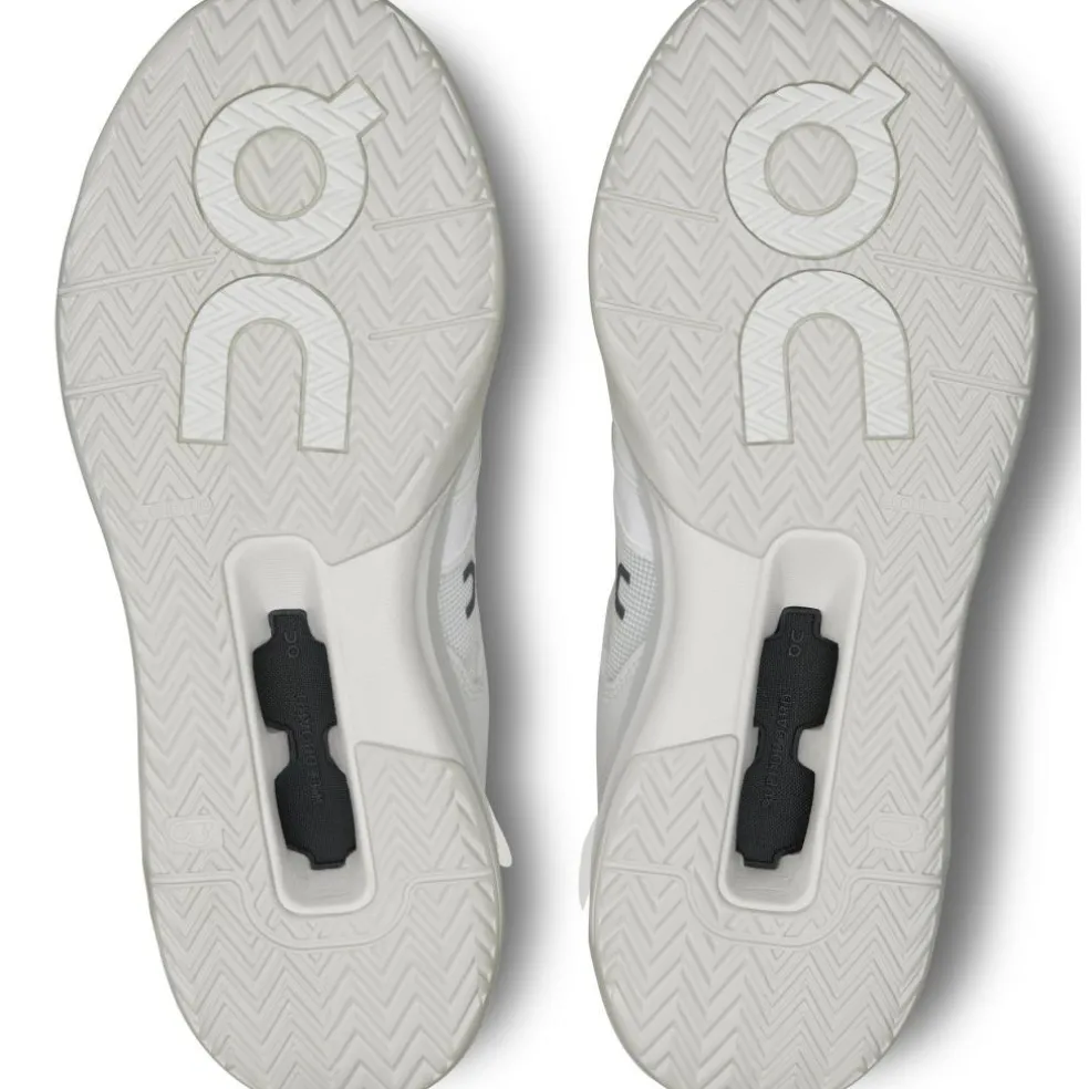 On THE ROGER Clubhouse Pro tennisschoenen dames white ice