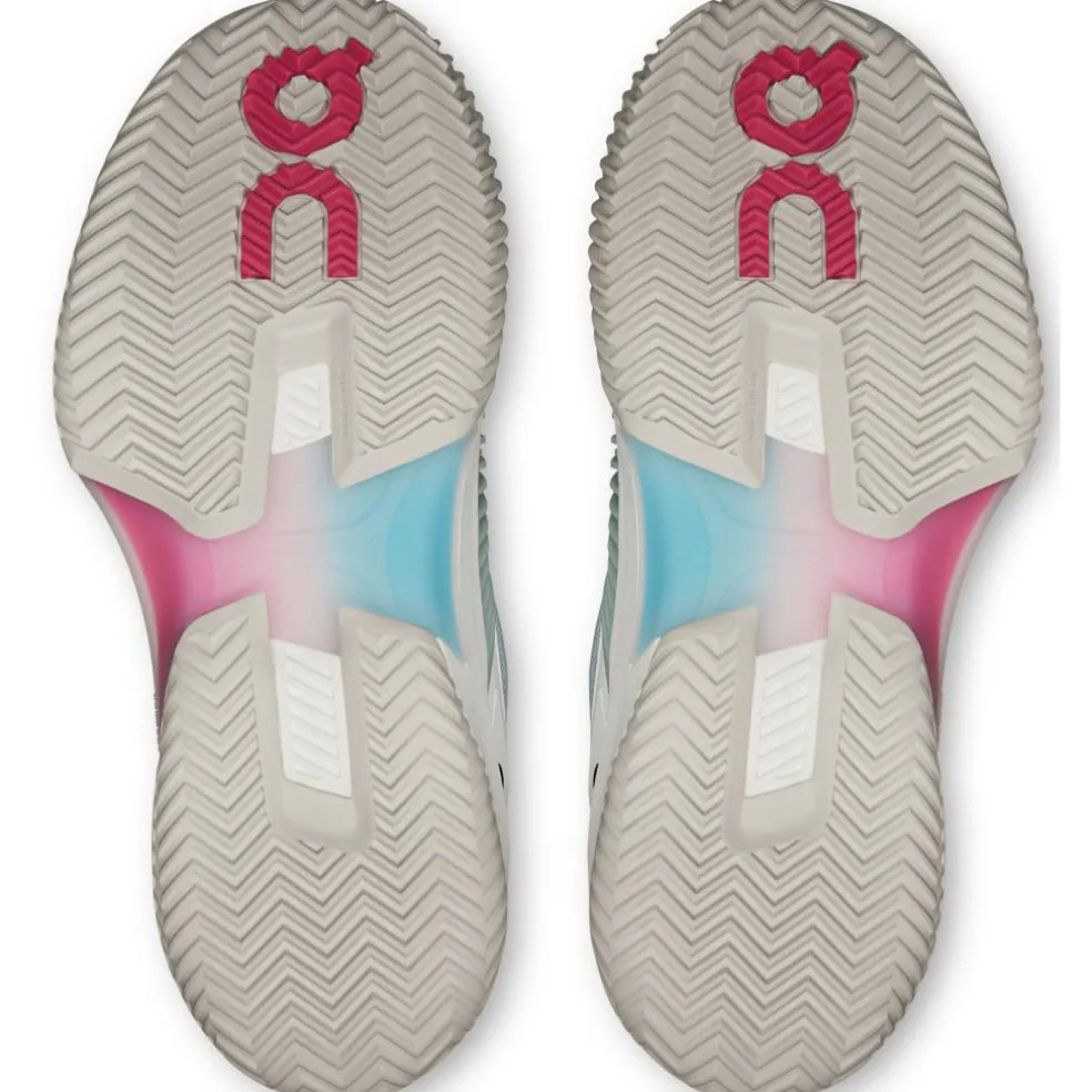 On THE ROGER Pro Fire Clay tennisschoenen dames arctic pink