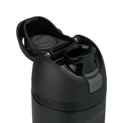 Owala FreeSip drinkfles 710 ml very very dark