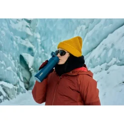 Owala FreeSip drinkfles 710 ml winter nights