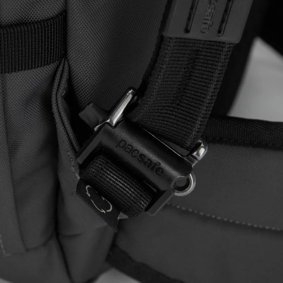 PacSafe EXP45 16 inch laptop rugzak 45 liter slate