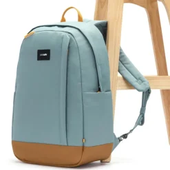 PacSafe GO Anti Theft rugzak 25 liter fresh mint