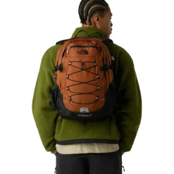 The North Face Borealis Classic 15 inch rugzak 29 liter burnt umber TNF black