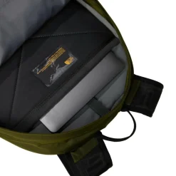 The North Face  Borealis Classic 15 inch laptop rugzak 29 liter forest olive