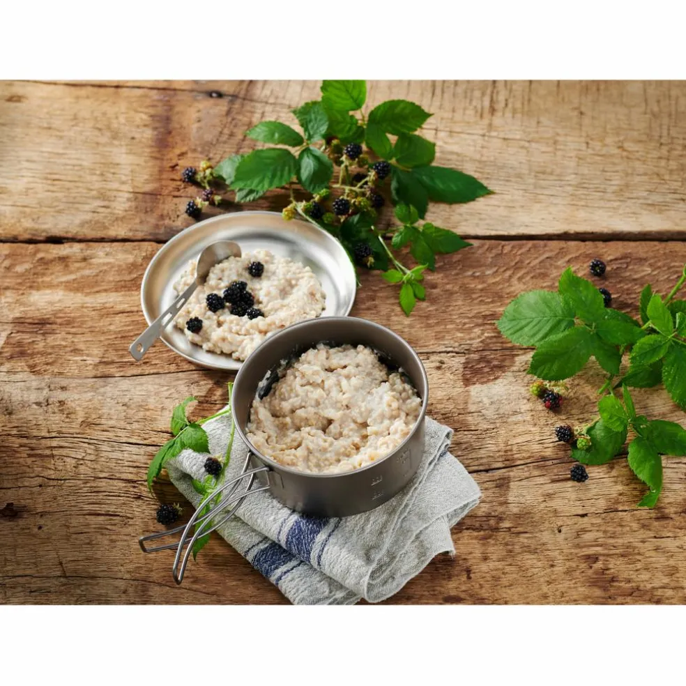 Trek 'n Eat Breakfast porridge with apple pieces PS1000+