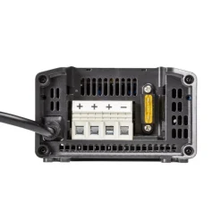 Victron Energy  Blue Smart IP 22 24V/16A acculader met 1 uitgang