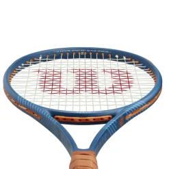 Wilson Blade 98 V9 tennisracket 2024